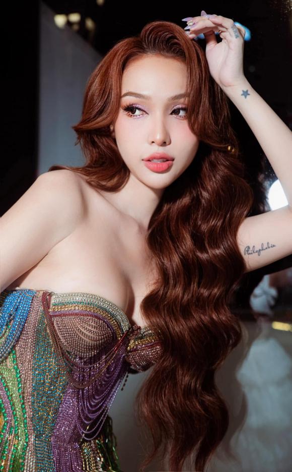 Mỹm Trần, mỹ nhân chuyển giới, Hoàng Minh Hưng, người mẫu Minh Hằng