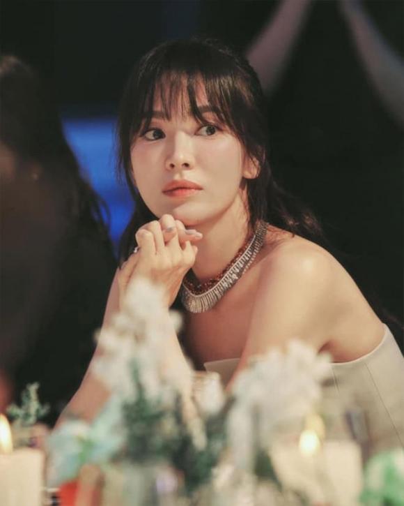 View - Lộ ảnh chưa từng thấy của Song Hye Kyo, chứng tỏ nhan sắc “không tuổi” gây choáng váng