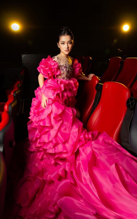 Hillary Vu, Mẫu nhí, sao việt