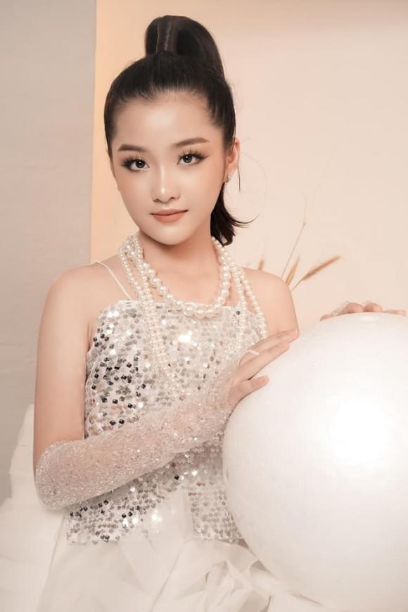 Hillary Vu, Mẫu nhí, sao việt