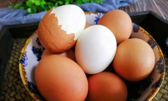 trứng, trứng kết hợp cà chua, măng tây, khoai lang, cà rốt, rau có màu xanh đậm, tác dụng của trứng