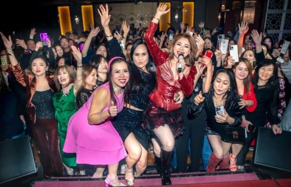 Hoa hậu Ninh Nguyễn, MC Đức Tiến, sao việt