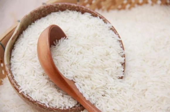 View - Người có kinh nghiệm khi đi mua gạo thường mang theo một tờ giấy, vì sao? Cách phân biệt gạo mới tươi ngon và gạo cũ bị tẩm hóa chất