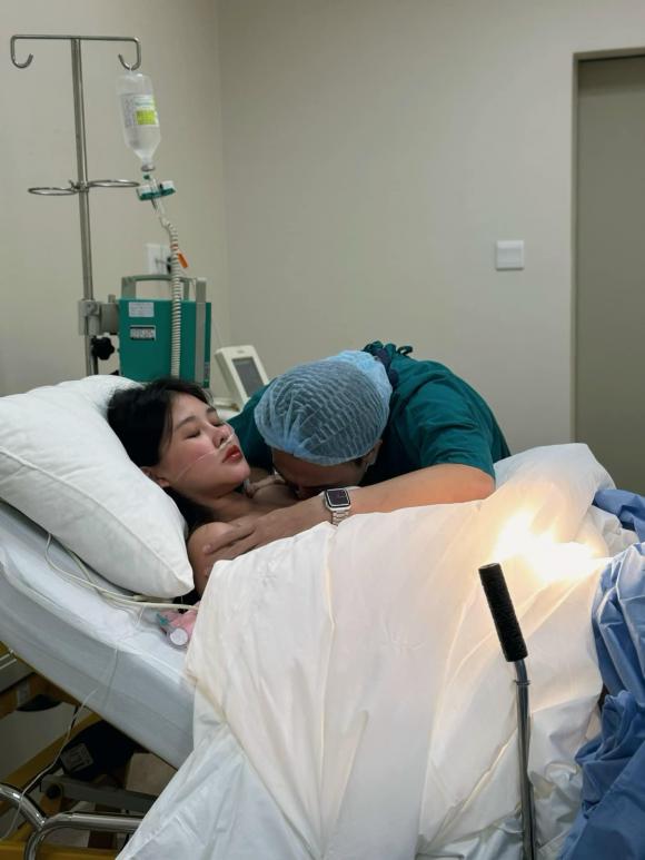 lê âu ngân anh, phan tô ny, sao việt 