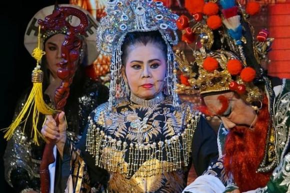 nghệ sĩ Xuân Thu, sao Việt