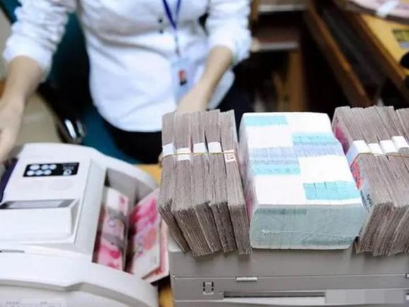 gửi tiền ngân hàng, tiền tiết kiệm, gửi tiền, ngân hàng