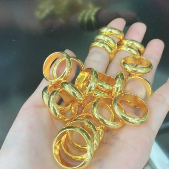 Vàng,mệnh kỵ với vàng,mệnh nào hợp vàng,mẹo đeo vàng
