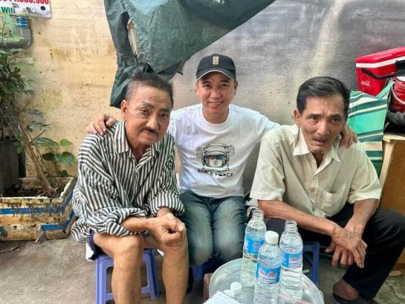 View - Đời khổ cực của diễn viên 'Biệt động Sài Gòn' - Aly Dũng: Thù lao diễn chỉ 100 ngàn đồng, hàng xóm sửa lại cho chuồng heo làm nơi ở