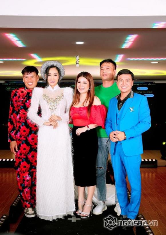 Hoa hậu Huỳnh Thi, sao việt