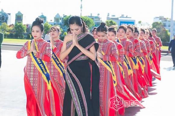 Hoa hậu Huỳnh Thi, sao việt