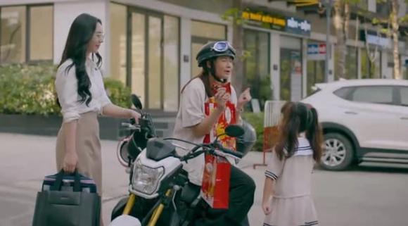 chúng ta của 8 năm sau, sao việt, huyền lizzie 