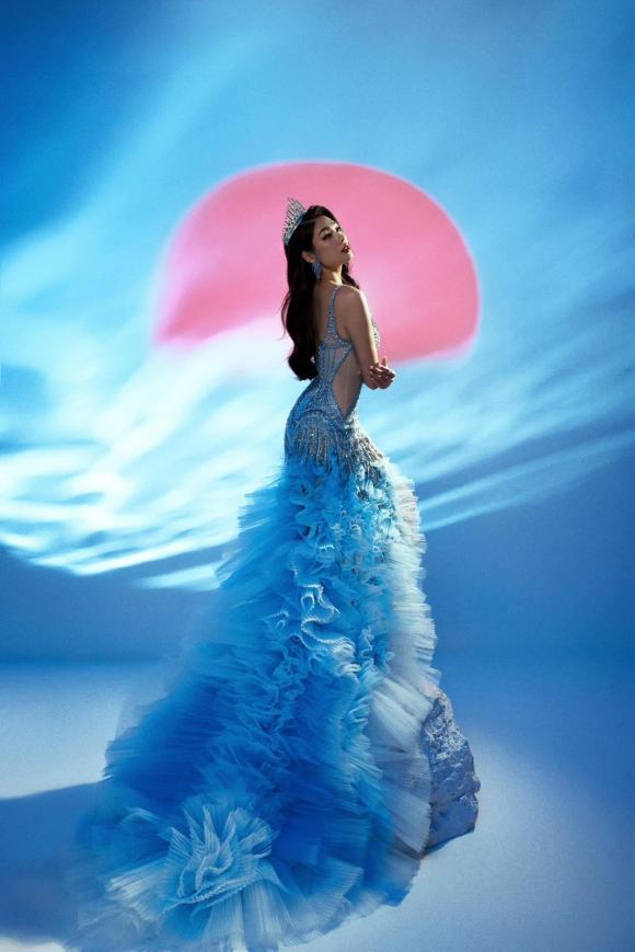 View - Top 3 Miss Cosmo 2023 trước thềm kết thúc nhiệm kỳ: Ngọc Châu xúc động, Thảo Nhi Lê tung bộ ảnh với nhan sắc thăng hạng 