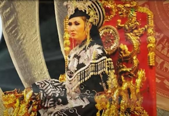 NSƯT Tâm Tâm, sao Việt