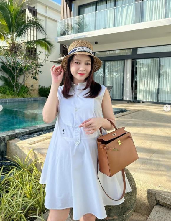 sam, sam mang bầu, sao việt