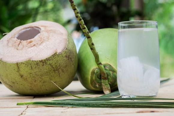 Nước dừa,tác dụng của nước dừa,mẹo sử dụng nước dừa