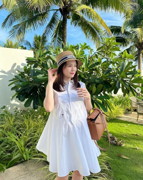 sam, sam mang bầu, sao việt
