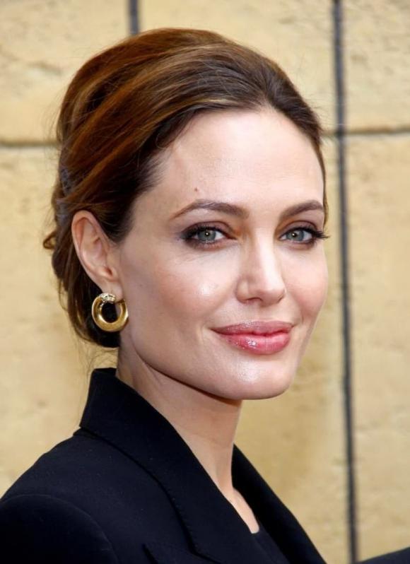 Angelina Jolie, sao hollywood, sao âu mỹ