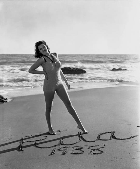 sao Hollywood, mỹ nhân Hollywood thời kỳ hoàng kim (1910-1960), ảnh áo tắm của dàn sao Hollywood