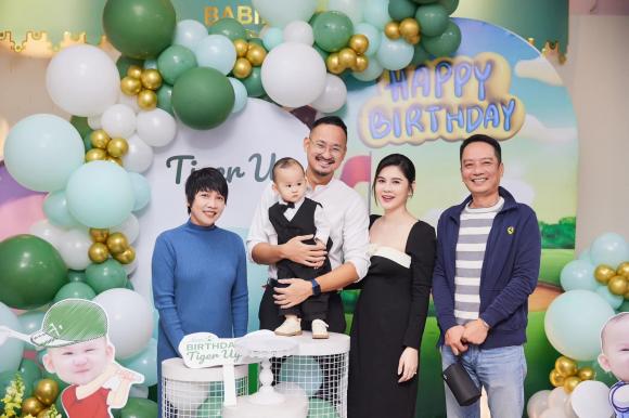 Thu Quỳnh, MC Thu Hoài, MC đi nhầm sân golf, sao việt 