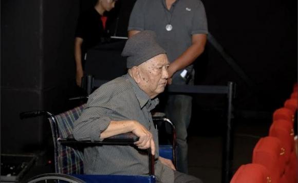 nghệ sĩ Mạc Can, sao Việt