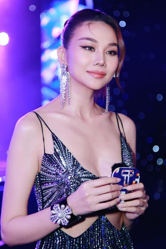 siêu mẫu Thanh Hằng, sao Việt