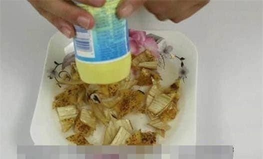 Mẹo đuổi gián, lá cây đuổi gián, mẹo diệt gián, mẹo đuổi côn trùng