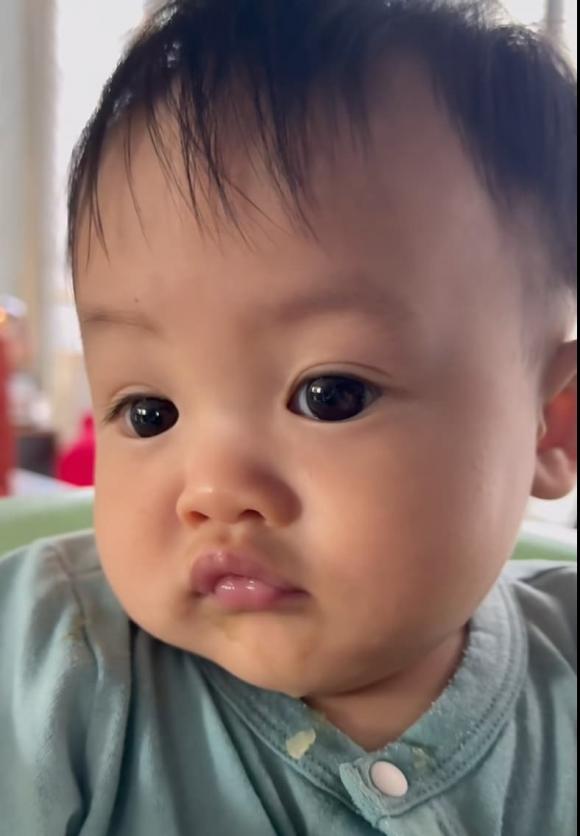nữ ca sĩ đàm thu trang,doanh nhân cường đô la,sao Việt