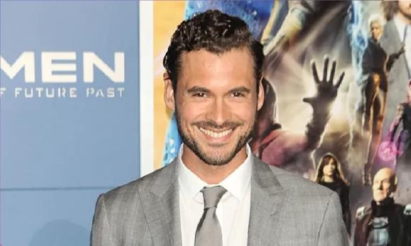 Adan Canto , sao qua đời, sao hollywood