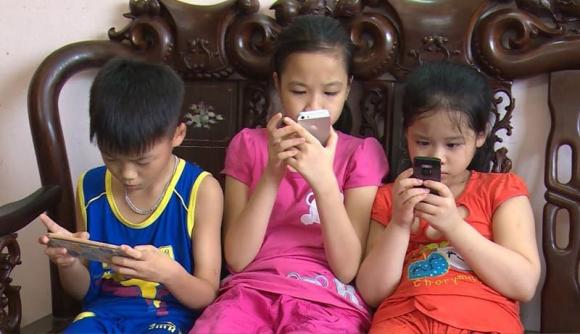 điện thoại, trẻ nhỏ người sử dụng Smartphone, siêng con cái 