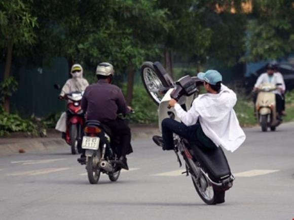 Luật giao thông, luật giao thông dành cho xe gắn máy, quy định xử phạt xe máy, xe máy vi phạm luật giao thông