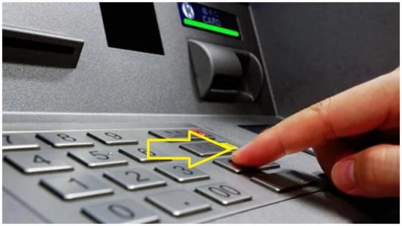 Rút tiền atm, sự cố rút tiền atm, rút tiền atm bị nuốt thẻ, cách lấy lại thẻ atm bị nuốt