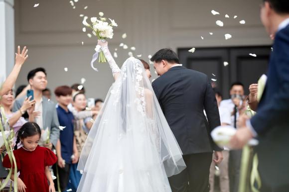 Ngọc Huyền,  cháu NSƯT Chí Trung, sao việt 