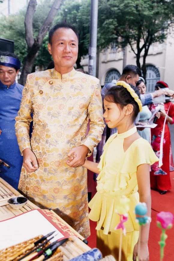 siêu mẫu Vũ Thu Phương, sao Việt