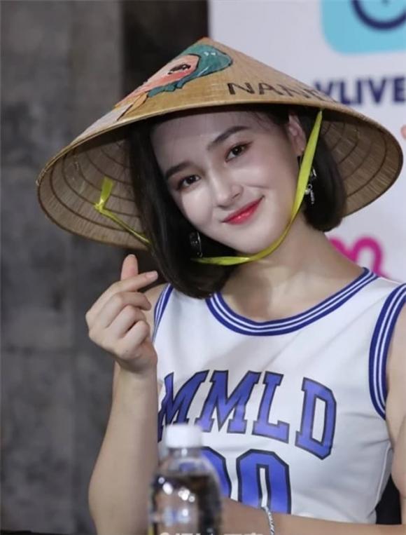 Nancy Jewel Mcdonie, mỹ nhân đẹp nhất thế giới 2023, sao Hàn, Momoland