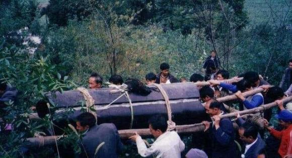 con người sau khi chết, trọng lượng cơ thể, 