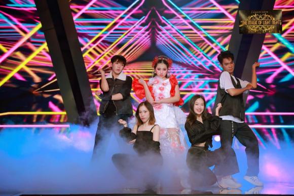 The Magic of Light Night, Ruby Academy, mẫu nhí