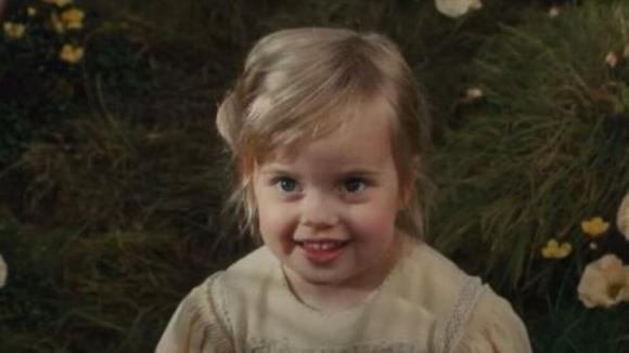 View - Nhận vai diễn đầu đời khi mới 5 tuổi, con gái út của Angelina Jolie giờ thay đổi hoàn toàn sau 10 năm 