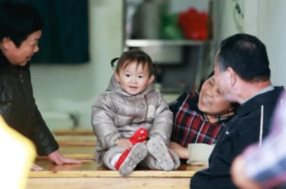 chăm sóc trẻ nhỏ, chăm con đúng cách, lưu ý khi chăm sóc trẻ