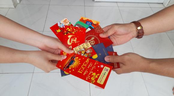 lì xì, dạy con, nhận lì xì, chăm con 