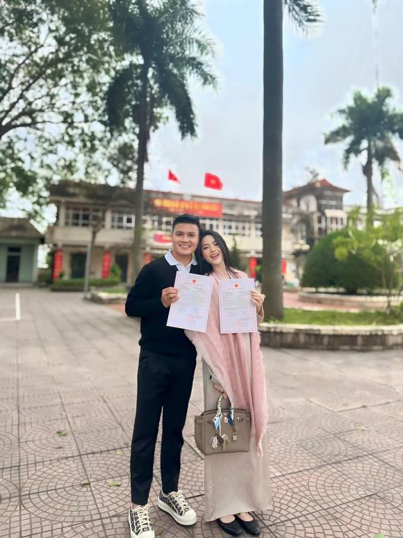 quang hải, chu thanh huyền, sao việt