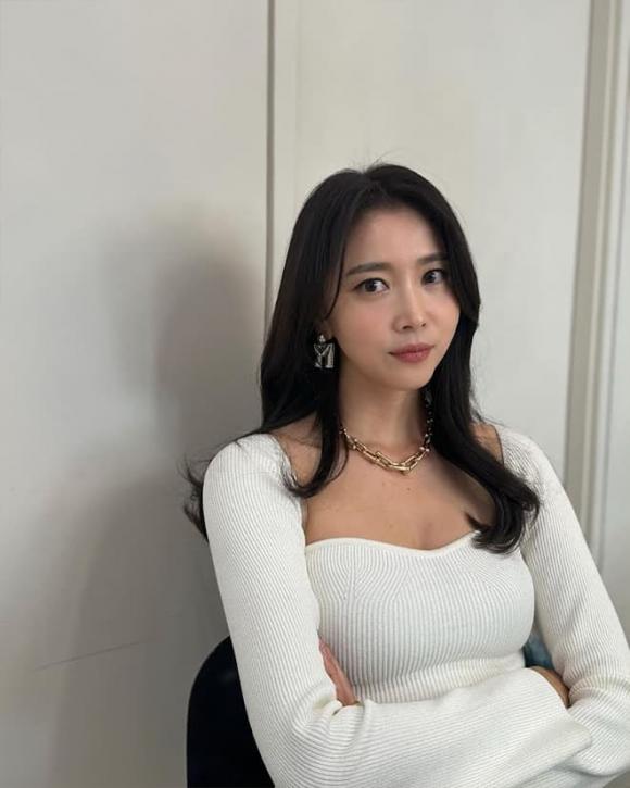 Oh Yoon Ah, sao Hàn, con trai Oh Yoon Ah mắc chứng tự kỉ