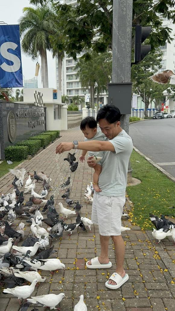 doanh nhân cường đô la,ca sĩ Đàm Thu Trang, sao Việt