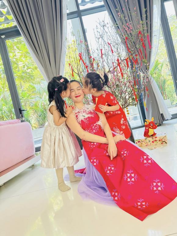Nữ hoàng nội y ngọc trinh,nữ hoàng nội y Ngọc Trinh gợi cảm,sao Việt