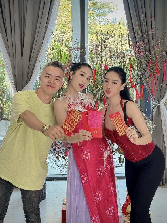 Nữ hoàng nội y ngọc trinh,nữ hoàng nội y Ngọc Trinh gợi cảm,sao Việt