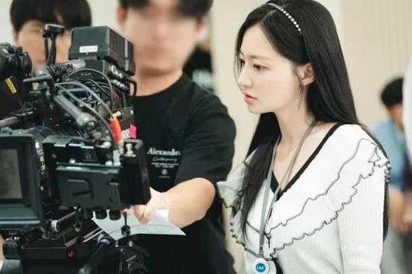 View - Loạt ảnh hậu trường của Park Min Young và dàn sao trong “Marry My Husband” gây chú ý