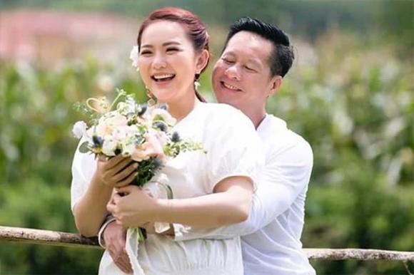 View - Sao Việt 12/2: Ngọc Trinh đón Tết vui vẻ bên gia đình; Phan Như Thảo: 'Tôi không lấy chồng nghèo đâu'