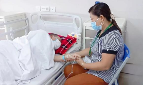 Chăm sóc người ốm, chăm sóc bệnh nhân, nghề dịp tết