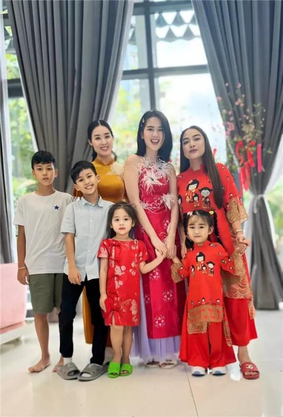 Nữ hoàng nội y ngọc trinh,nữ hoàng nội y Ngọc Trinh gợi cảm,sao Việt