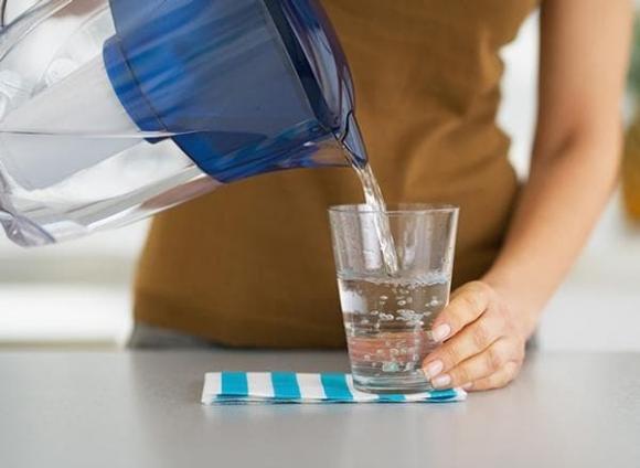 uống nước, uống nước đun sôi để nguội, nước đun sôi cũng có hạn sử dụng, nước đun sôi