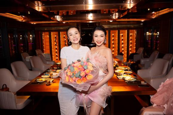 Hoa hậu Xuân Nguyễn, sao việt